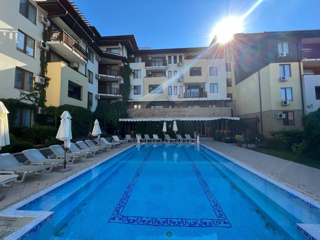 Psb Apartments In Gardens Of Eden Sveti Vlas Buitenkant foto