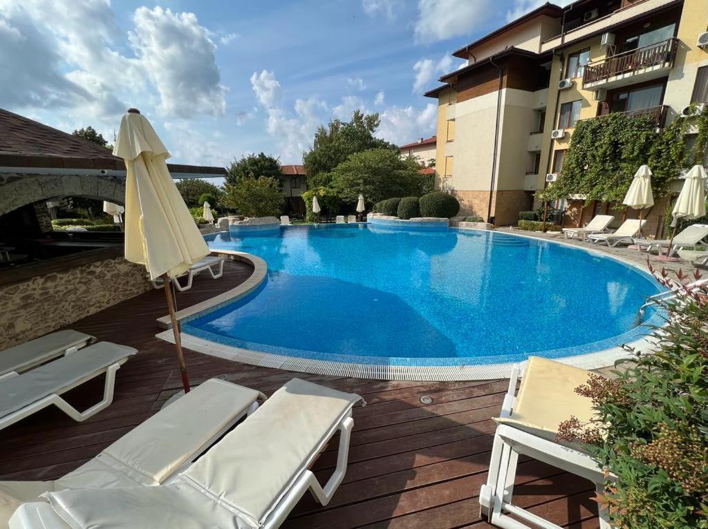 Psb Apartments In Gardens Of Eden Sveti Vlas Buitenkant foto